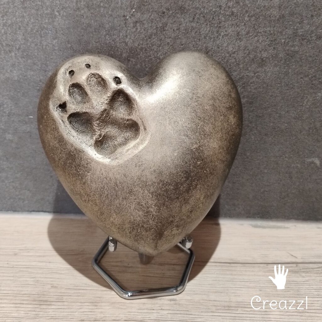 gedenkhart hart pootafdruk gips afdruk poot hond kat hart miniurn